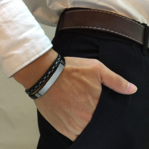 1pc Stainless Steel Silver Bent-Plate Pu Leather Braided Double-Layer Bracelet For Men Gifts